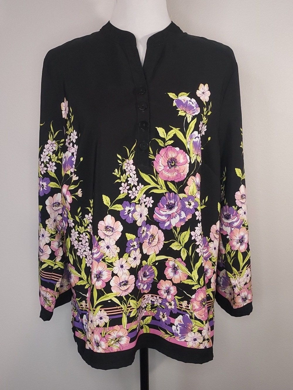 Draper's & Damon's Black Pink Purple Floral 4-Button Front Blouse Size Large